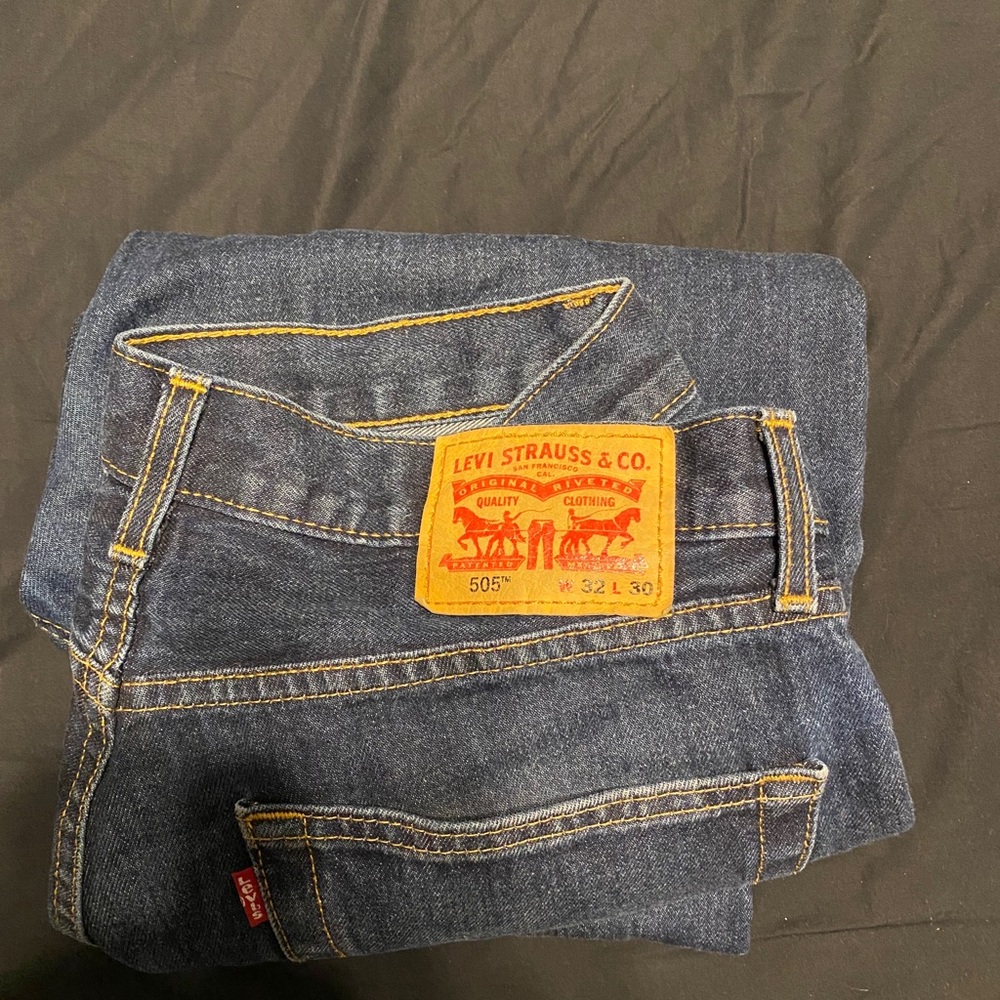 Levi jeans
